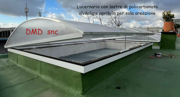 Lucernario-a-tunnel-con-apertura-elettrica-perr-areazione-struttura-in-alluminio-lastre-in-THERMOCLEAR-trasparente-lucernario-a-botte